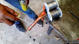 Cómo reparar tubo de cobre roto