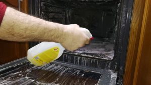 Cómo desarmar un horno para limpiar
