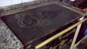 Cómo limpiar cocina de carbón