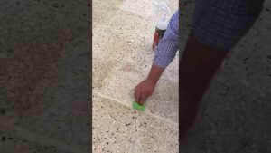 Cómo limpiar suelo de terrazo antiguo